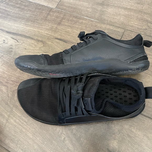 Kasana - VIVOBAREFOOT 9US/40EU - OBSIDIAN - Picture 2 of 5